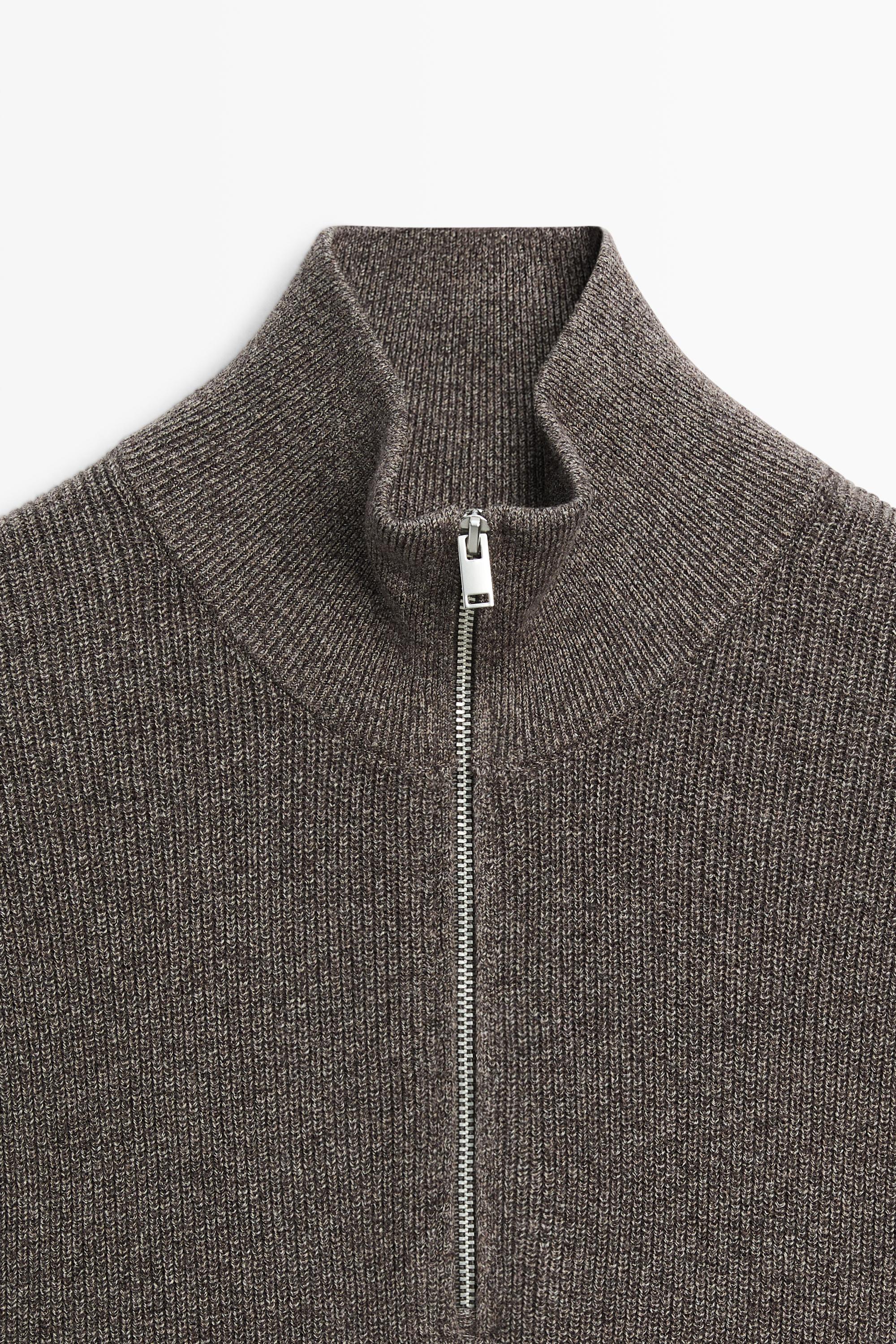 Mock neck knit sweater with zip